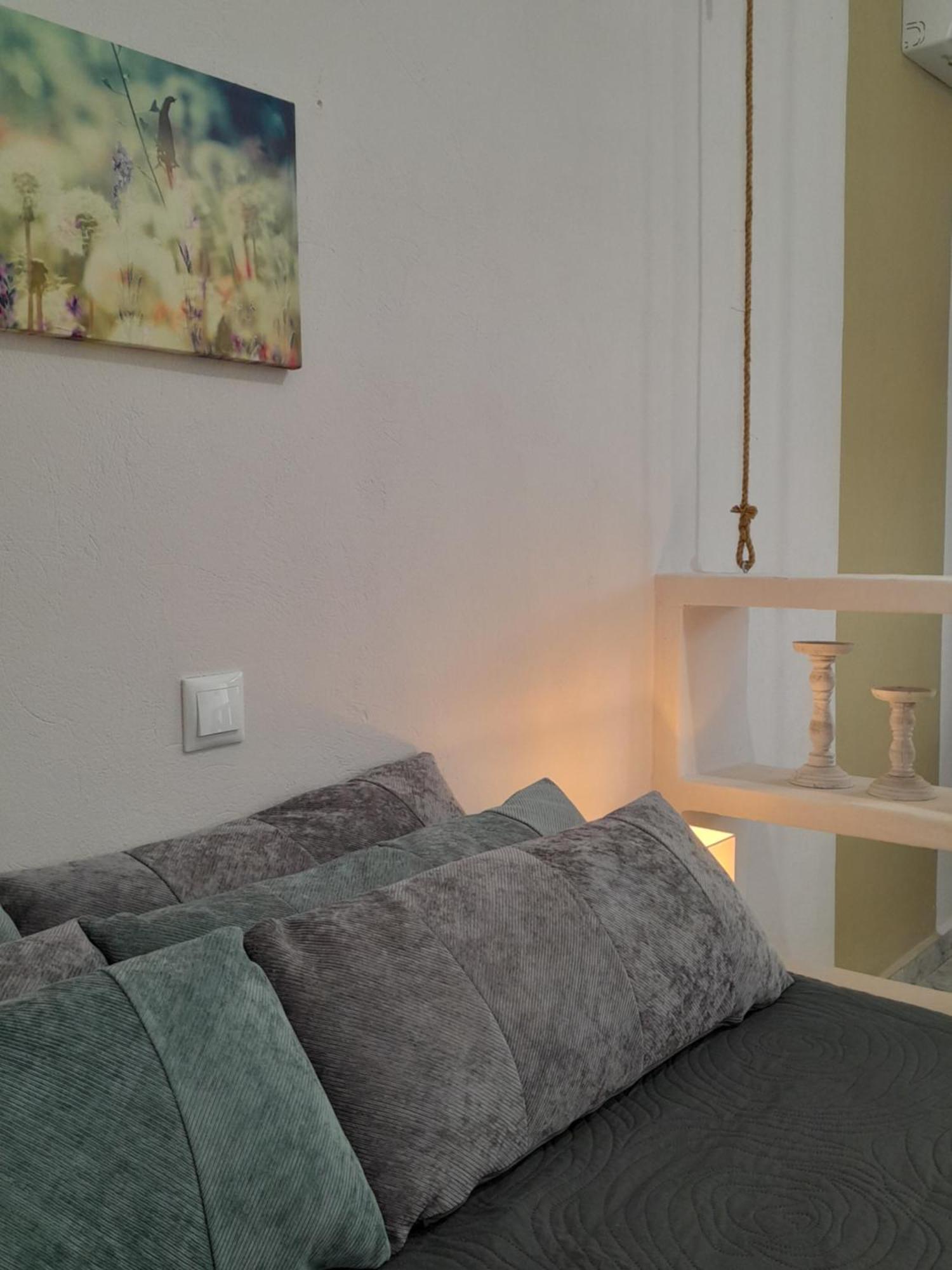 Overhill Apartments Adamas Eksteriør bilde